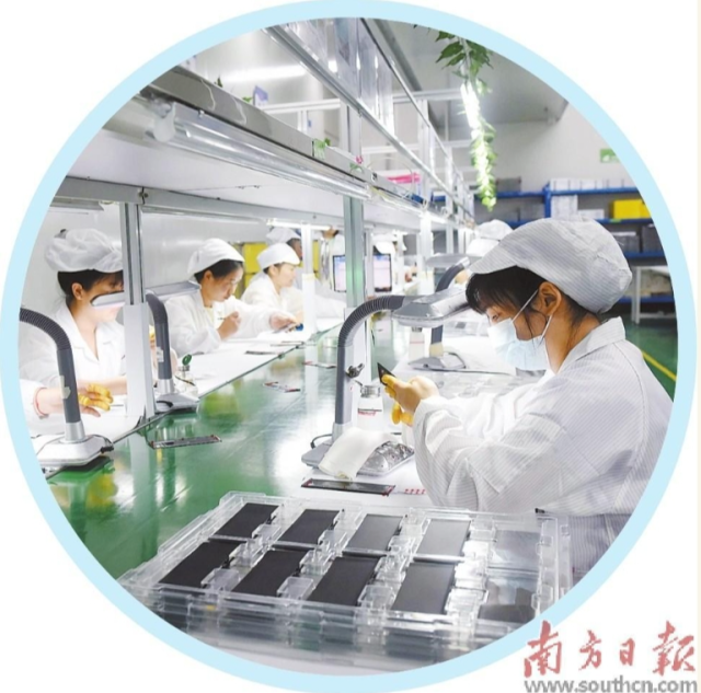 惠州市縱勝電子材料有限公司的生產(chǎn)線。