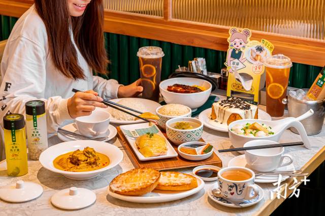 奶油豬、叉燒飯等都是翠華餐廳的推薦菜品。（受訪者供圖）