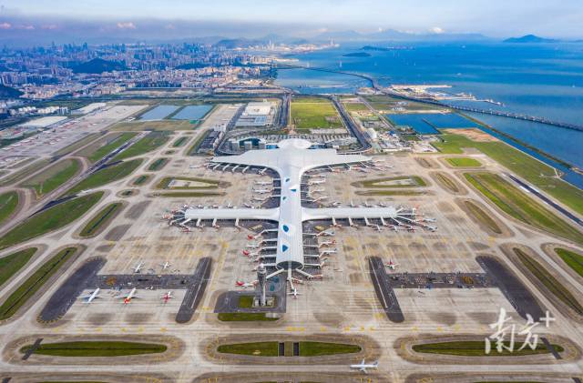 深圳寶安國際機場。
