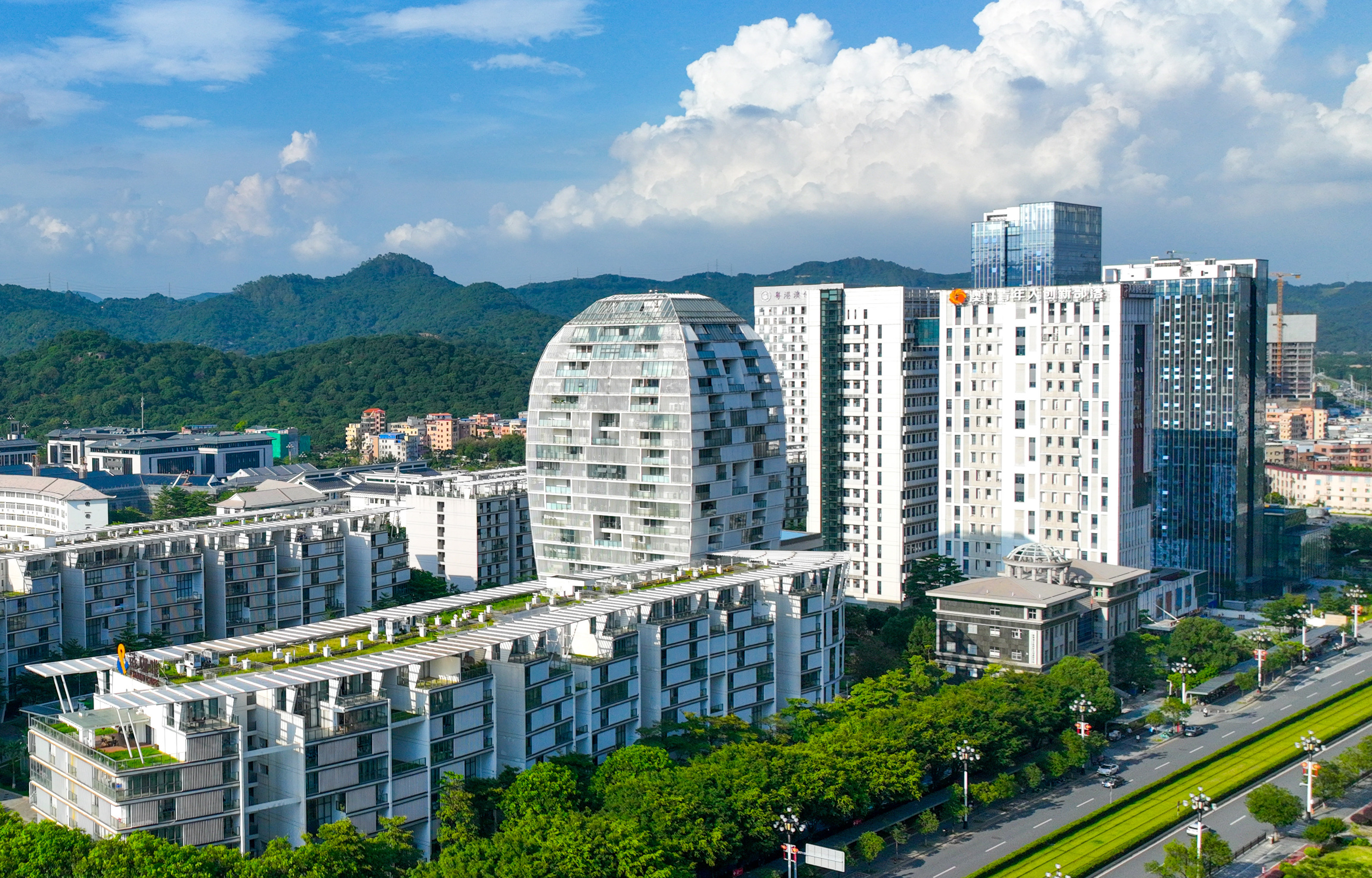 位于廣州市黃埔區(qū)的澳門青年人創(chuàng)新部落。李劍鋒 攝