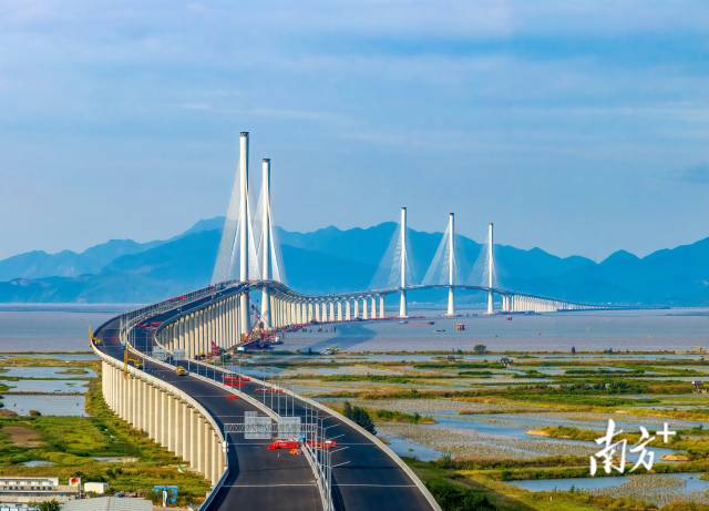 黃茅海跨海通道。