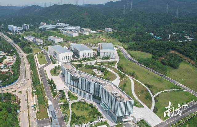 陳延偉： 升級“超級顯微鏡”，提升灣區(qū)科創(chuàng)吸引力 | 履職不停步