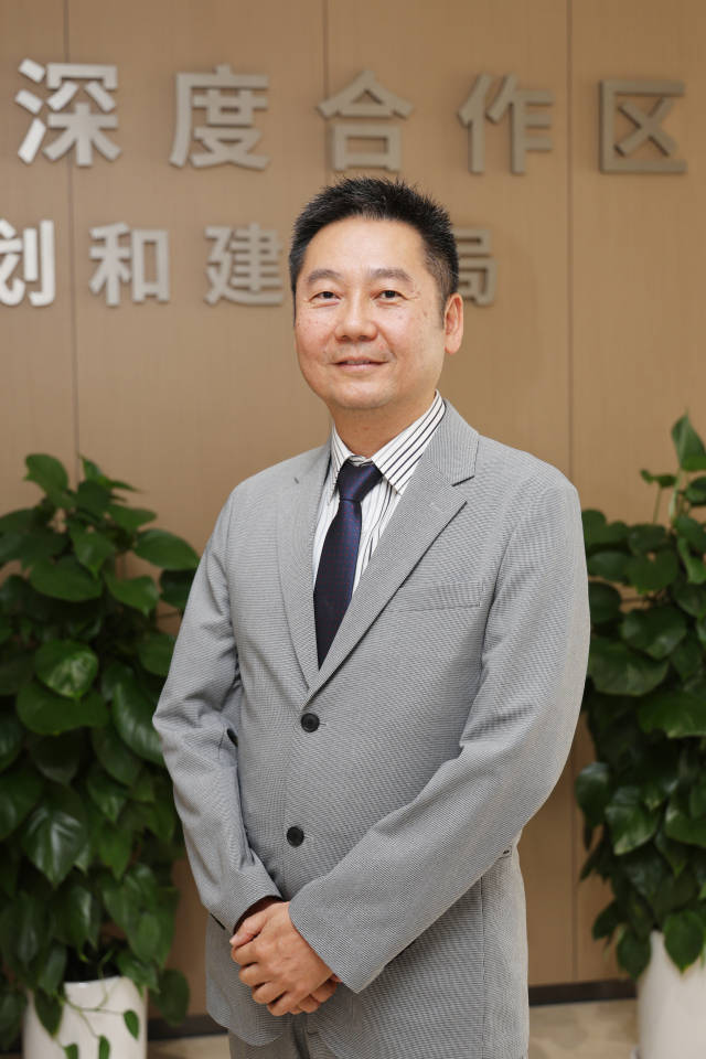 橫琴粵澳深度合作區(qū)城市規(guī)劃和建設局局長張國基。