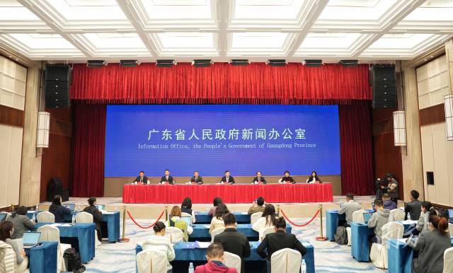 《廣東省推進(jìn)粵港澳大灣區(qū)規(guī)則銜接機(jī)制對(duì)接典型案例（第三批）》新聞發(fā)布會(huì)舉行。