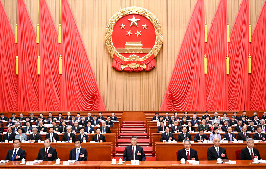 3月5日，第十四屆全國人民代表大會第三次會議在北京人民大會堂開幕。黨和國家領(lǐng)導(dǎo)人習(xí)近平、李強、王滬寧、蔡奇、丁薛祥、李希、韓正等出席大會。新華社記者 李學(xué)仁 攝