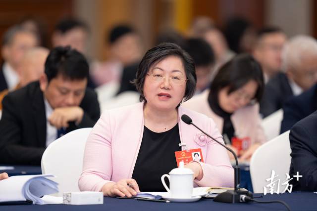 全國人大代表、廣東省人民醫(yī)院（省醫(yī)學科學院）黨委書記周琳：“三張?zhí)幏健弊寖?yōu)質(zhì)醫(yī)療資源更觸手可及
