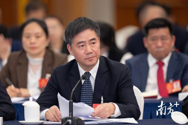 全國人大代表，中國科學院廣州分院分黨組書記、院長陳廣浩：讓科技成果從“書架”加速走向“貨架”